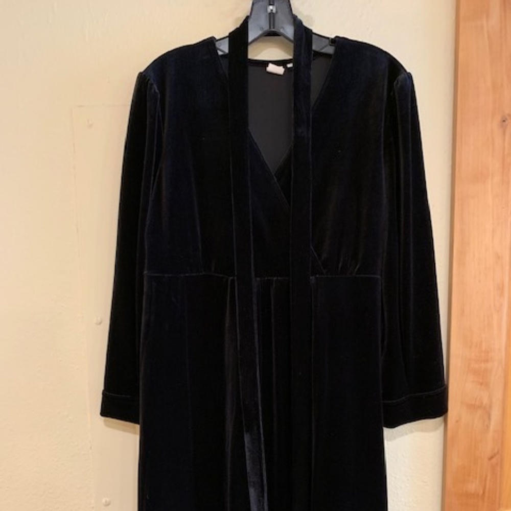 GAP, Maternity Black Velvet Tie Waste Dress